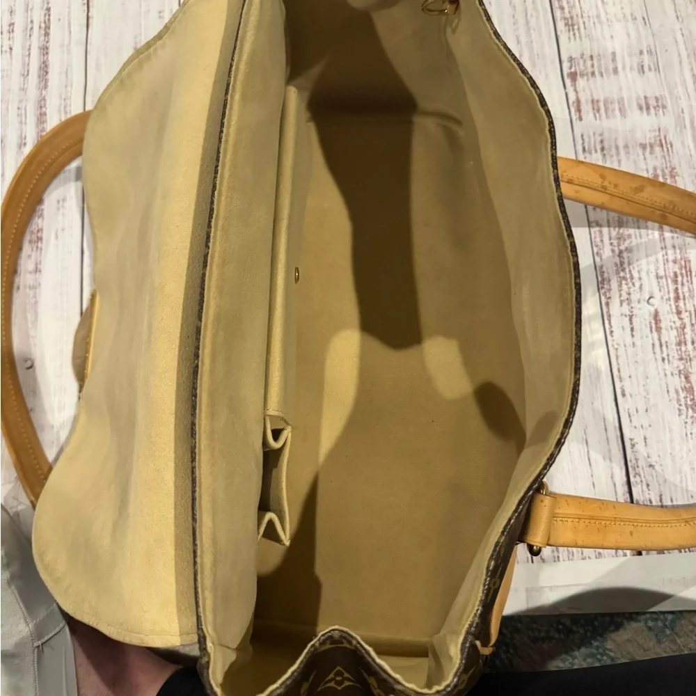 Louis Vuitton Brown Monogram Shoulder Bag
